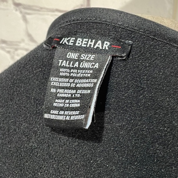 Ike Behar Reversible Fashion Fleece Wrap (Camel Stripe) one size - Picture 8 of 11